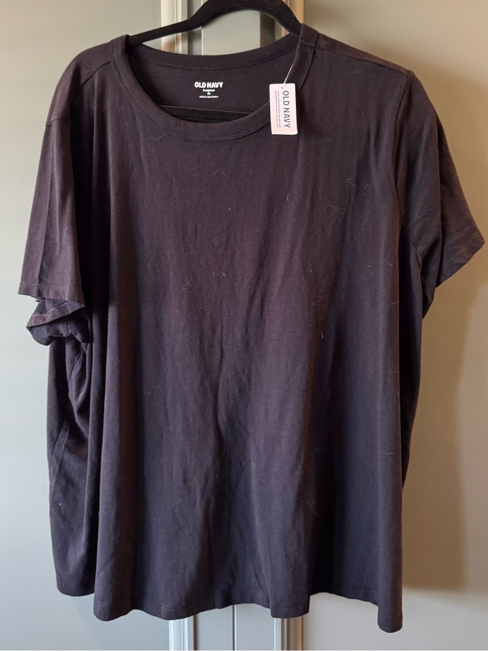 NWT. Old Navy Women’s Black Short Sleeve Crew Tee